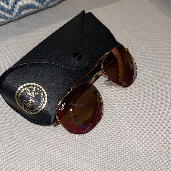 RAYE Accessories - Ray Ban Rose-gold Aviator